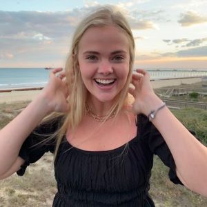 Meet your Posher, El